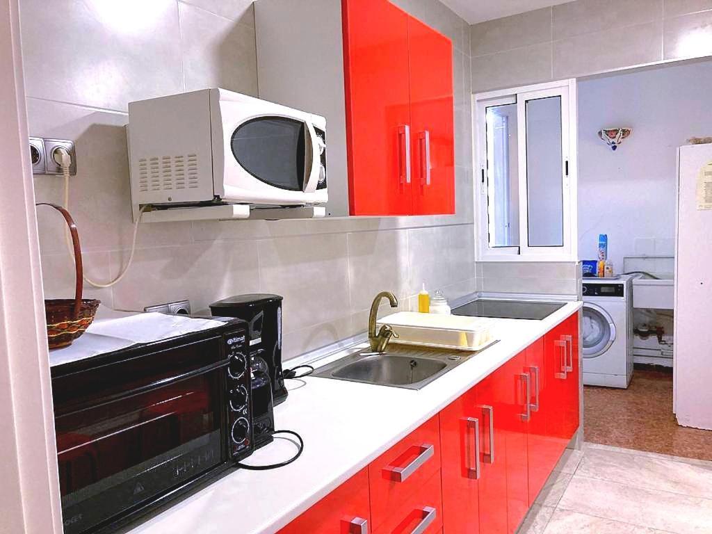 Practico Apartamento A 5 Min Andando De Gibraltar Y El Centro, Frente Al Mar La Línea de la Concepción Kültér fotó